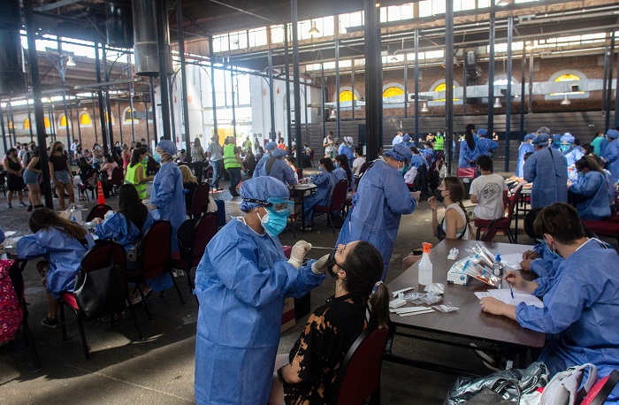 TESTEOS Y VACUNACION